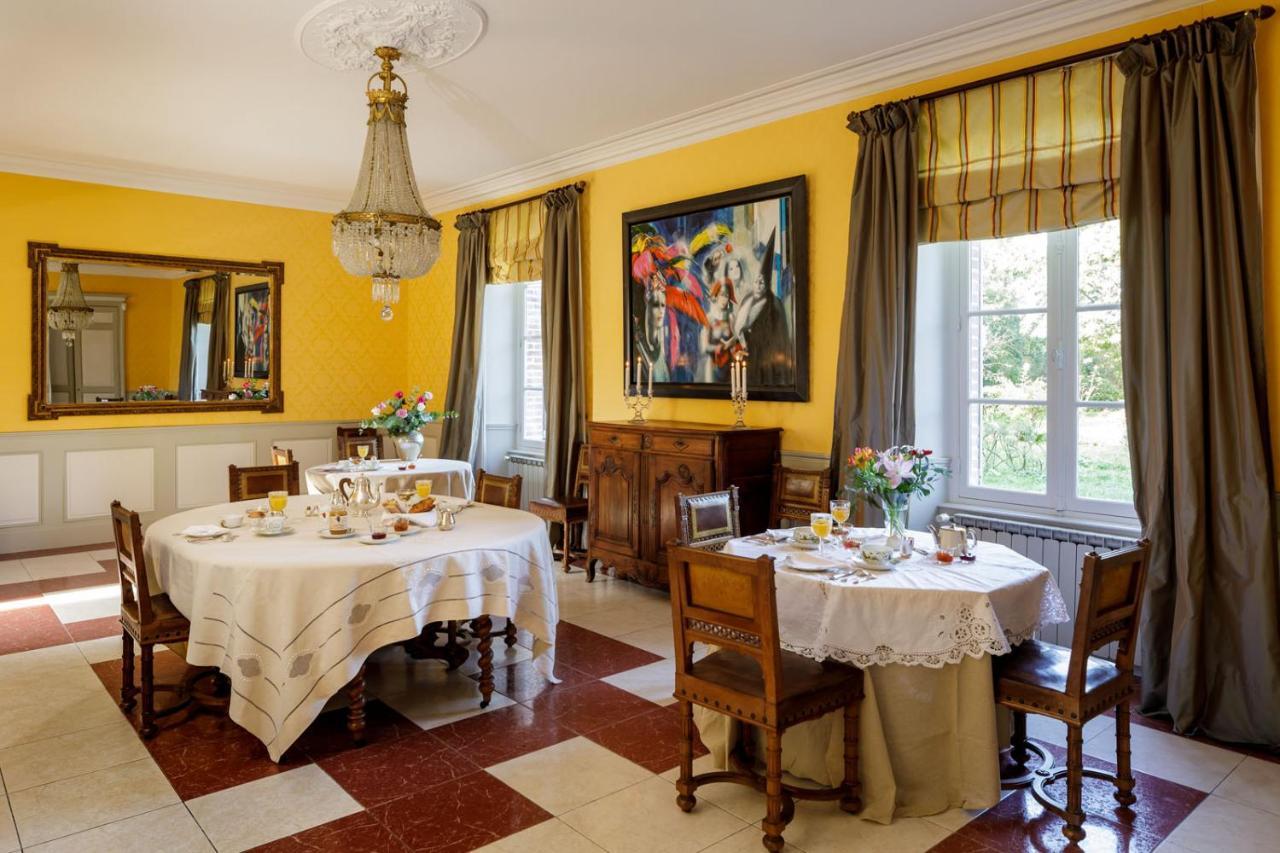 Manoir De Bel Ebat Hotell Crossac Exteriör bild